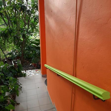 Appartement Chez Lilise 3 à Sainte-Anne Extérieur photo