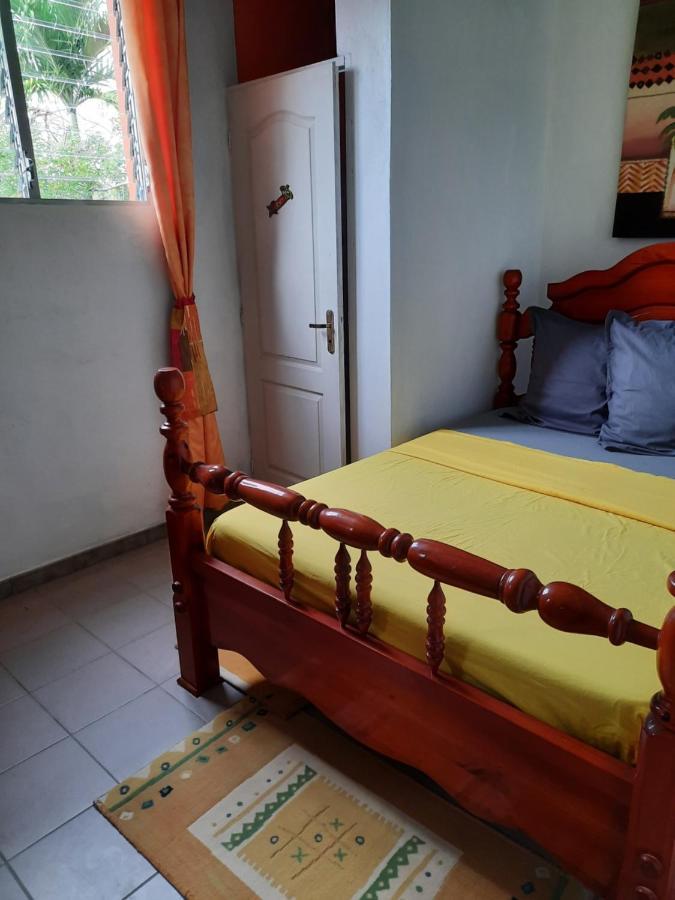 Appartement Chez Lilise 3 à Sainte-Anne Extérieur photo